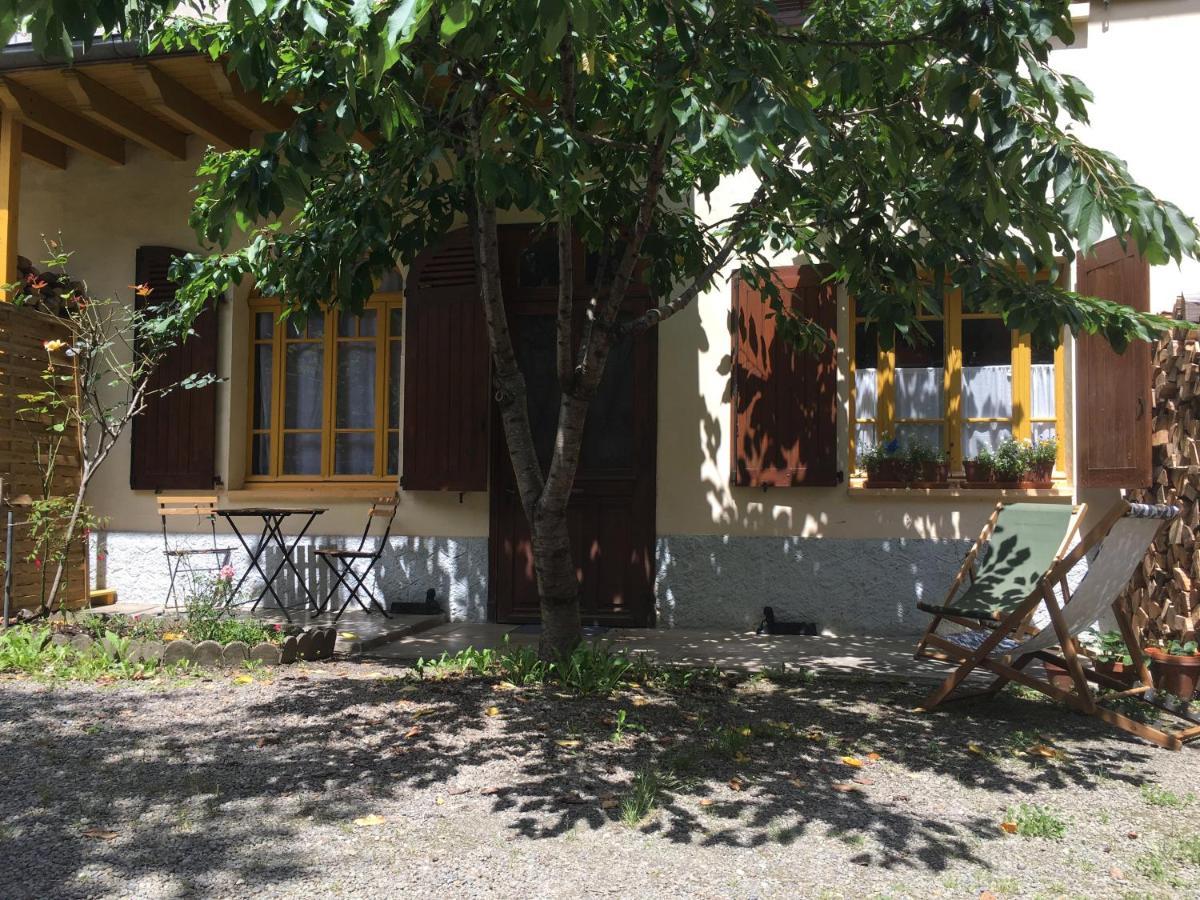 Charmant Appartement Sur Cour, Le Cerisier Bagneres-de-Bigorre Exterior photo